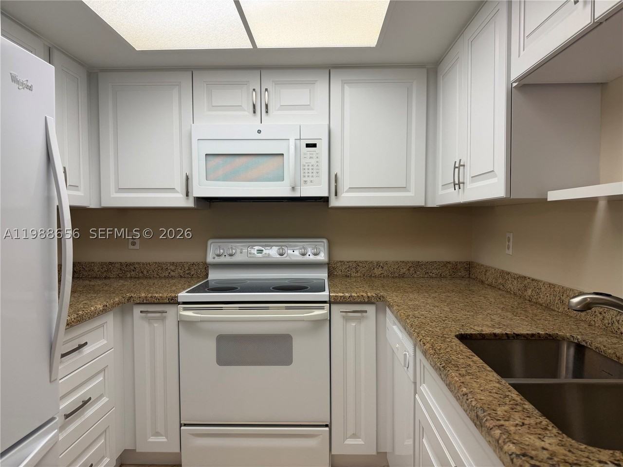 301 301 SW S River Dr #104 - Photo 6 of 17