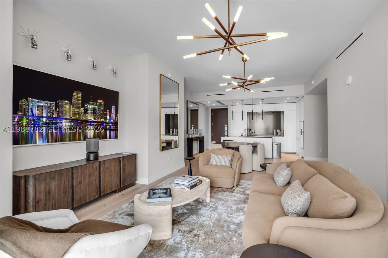 300 Biscayne Boulevard Way #2605W - Photo 2 of 40