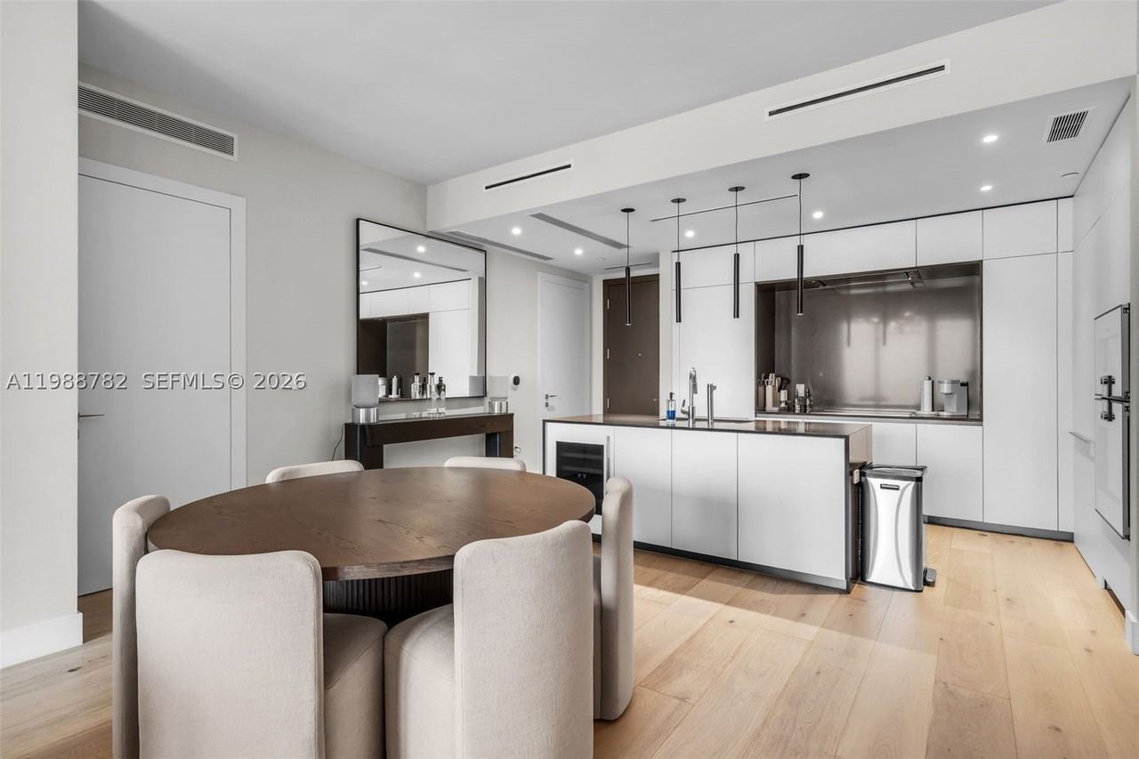 300 Biscayne Boulevard Way #2605W - Photo 5 of 40