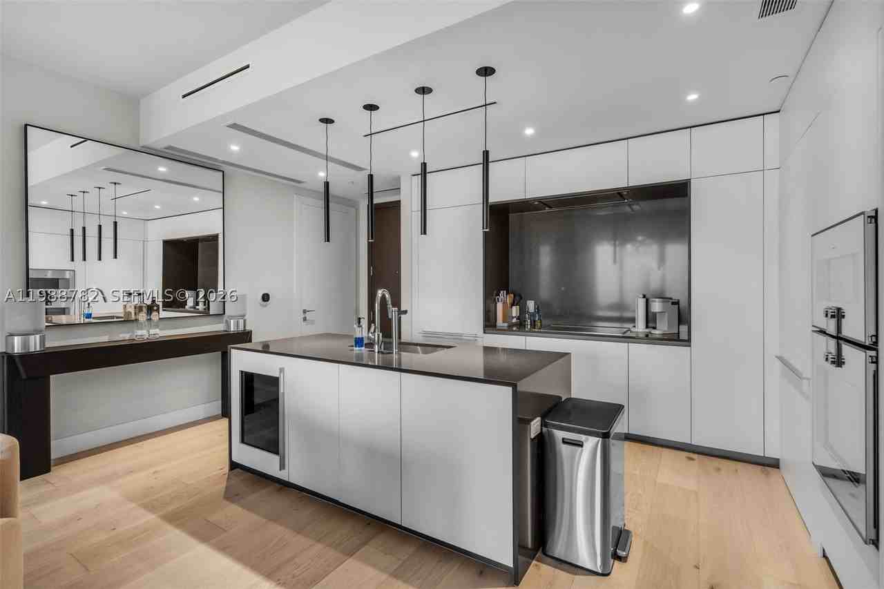 300 Biscayne Boulevard Way #2605W - Photo 7 of 40