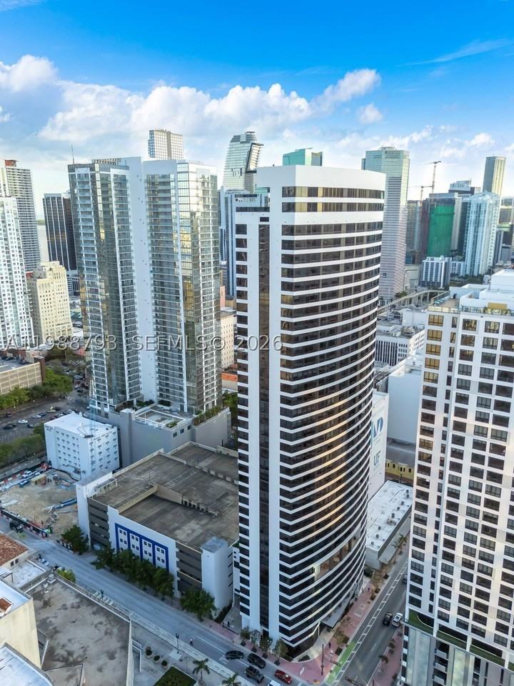 225 N Miami #1705 - Photo 2 of 50