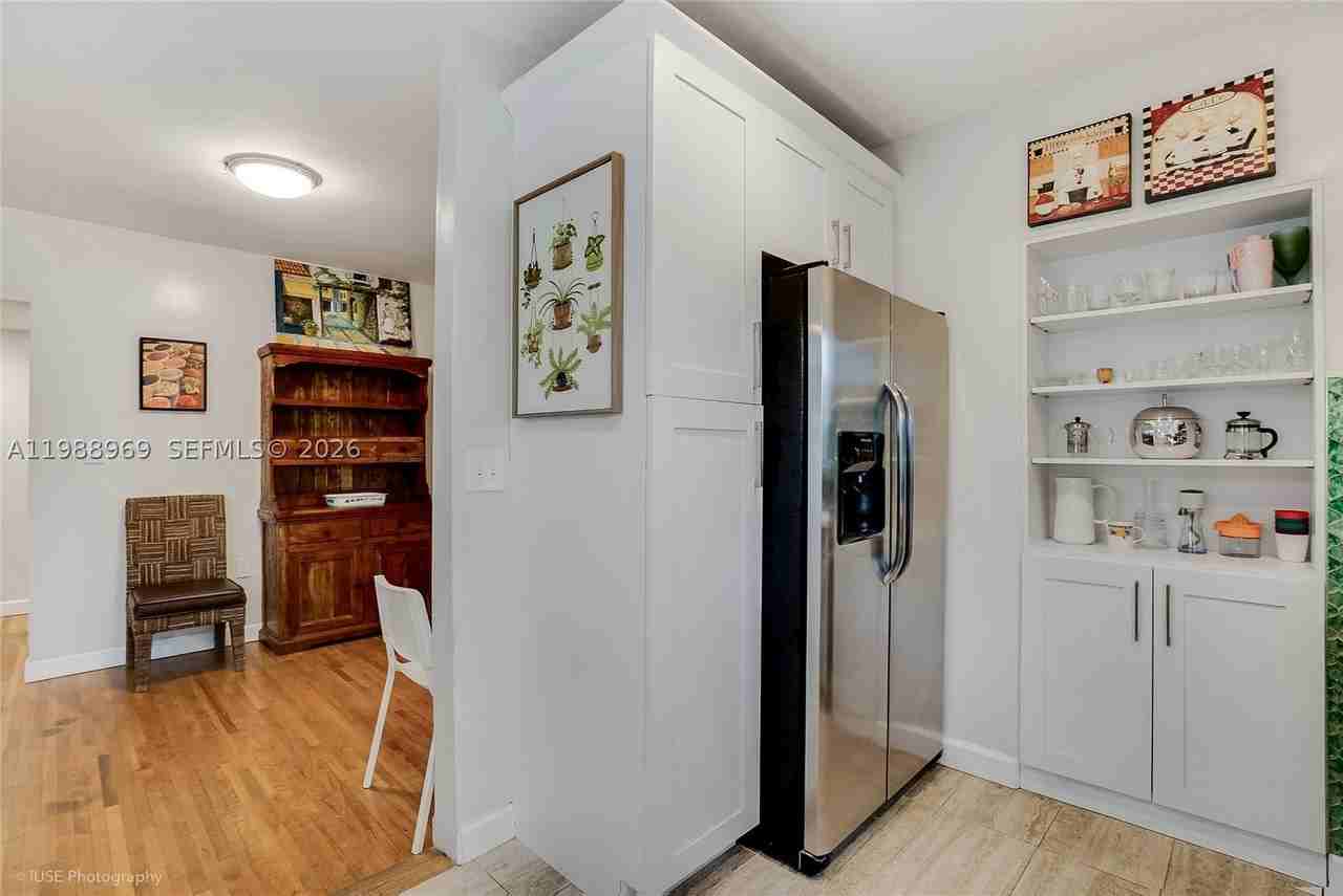 113 Sw 2nd St - Photo 4 of 28