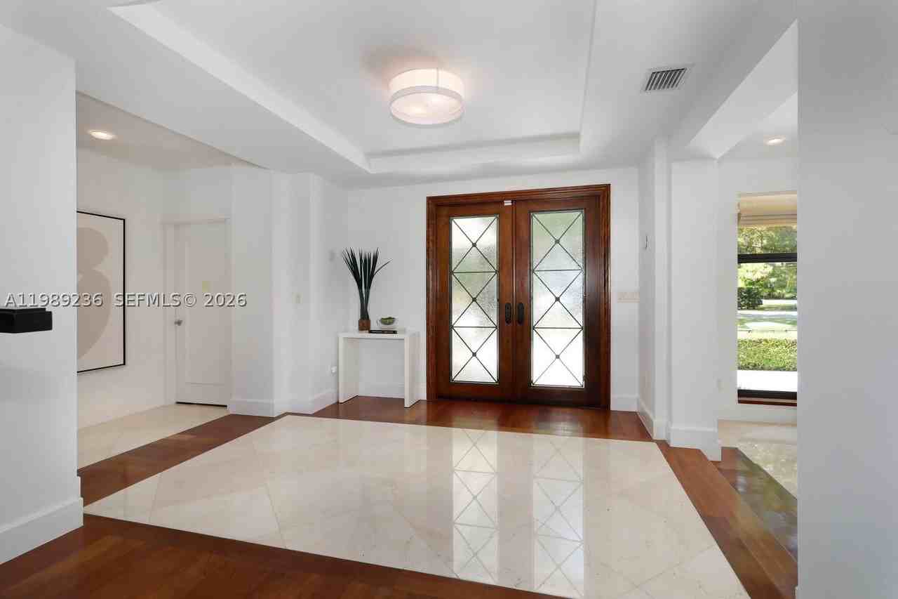 3425 Alhambra Cir - Photo 6 of 50
