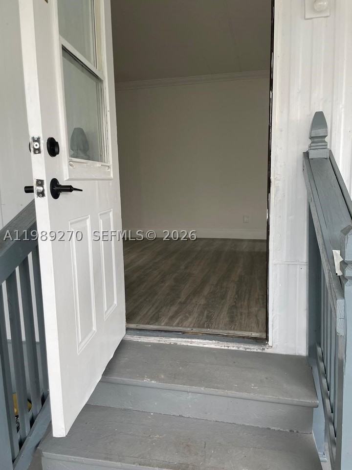 13380 Sw 9th St #13380 - Photo 2 of 8