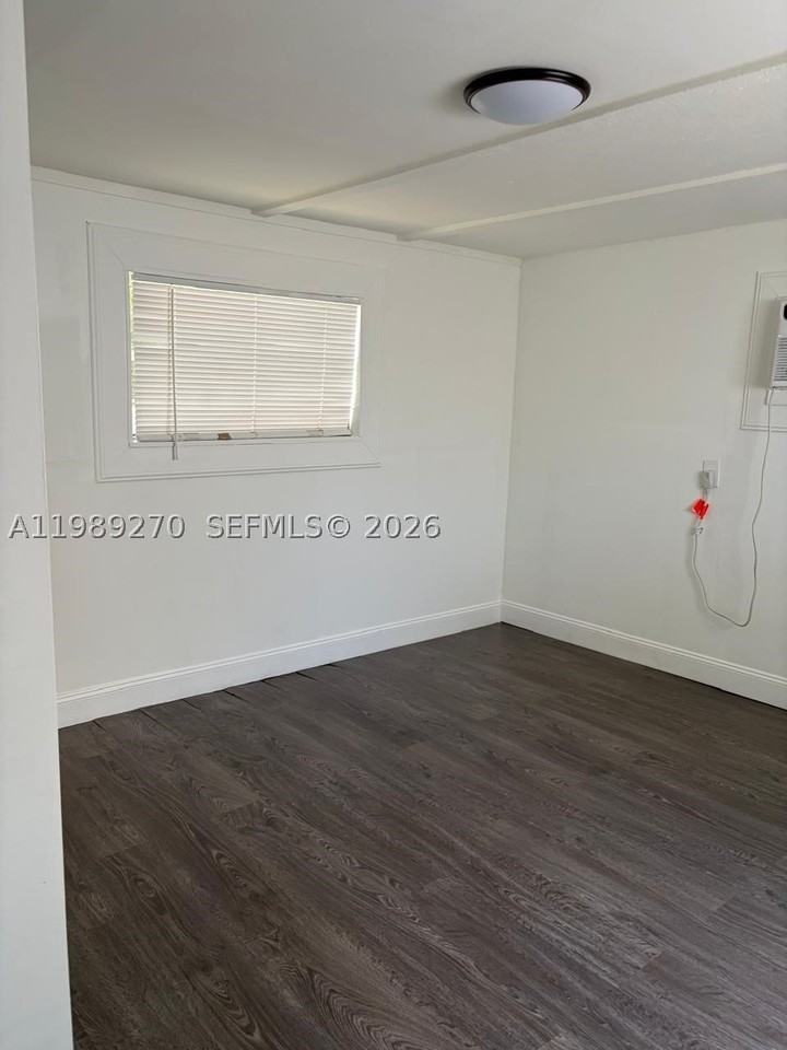 13380 Sw 9th St #13380 - Photo 6 of 8