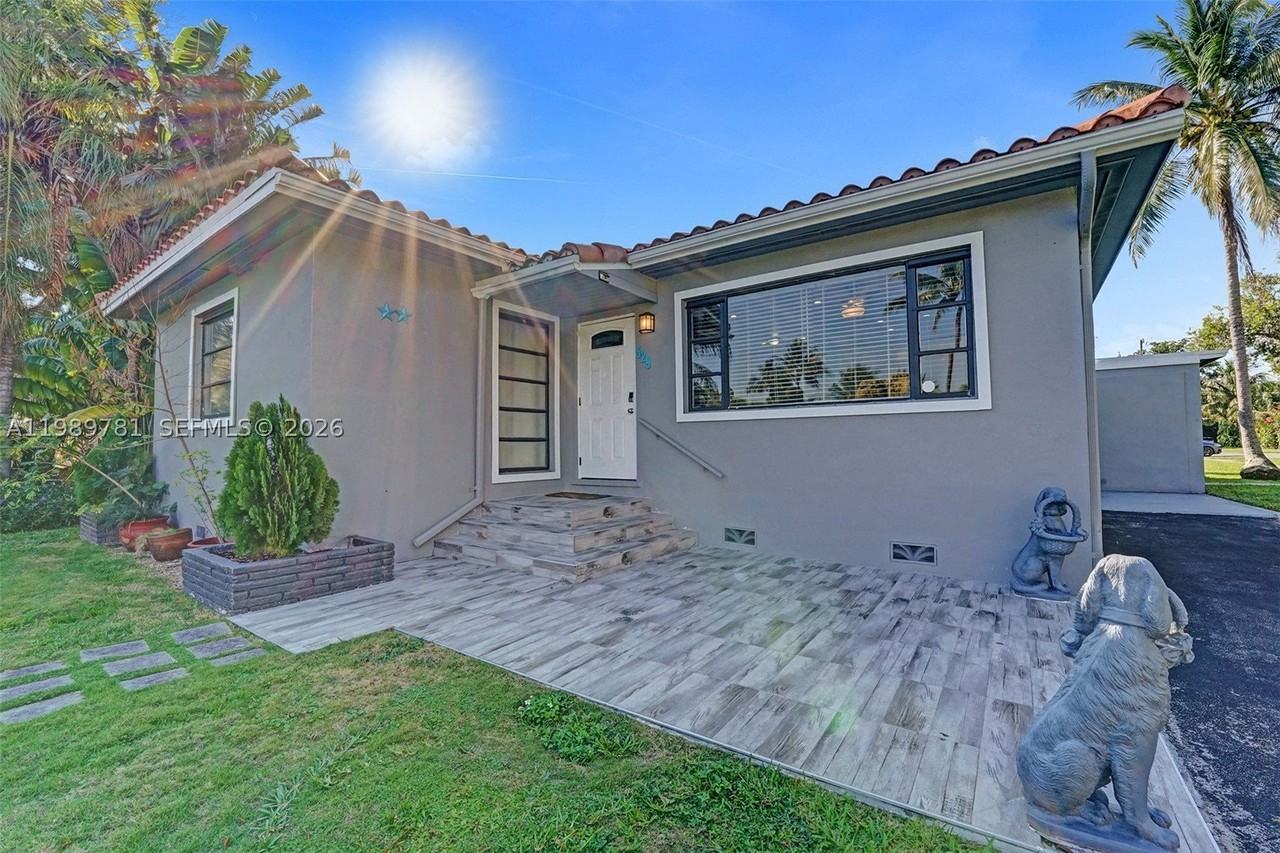 529 Nw 8th St