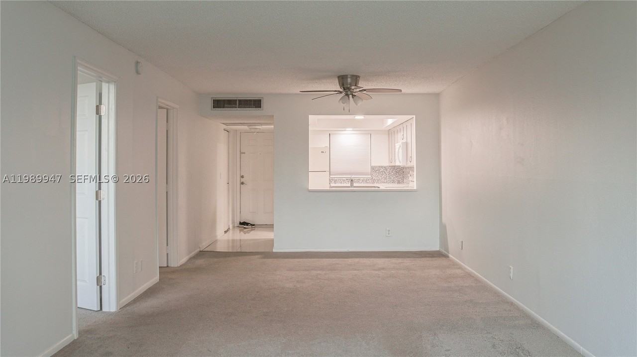 9421 Evergreen Pl #103 - Photo 6 of 11