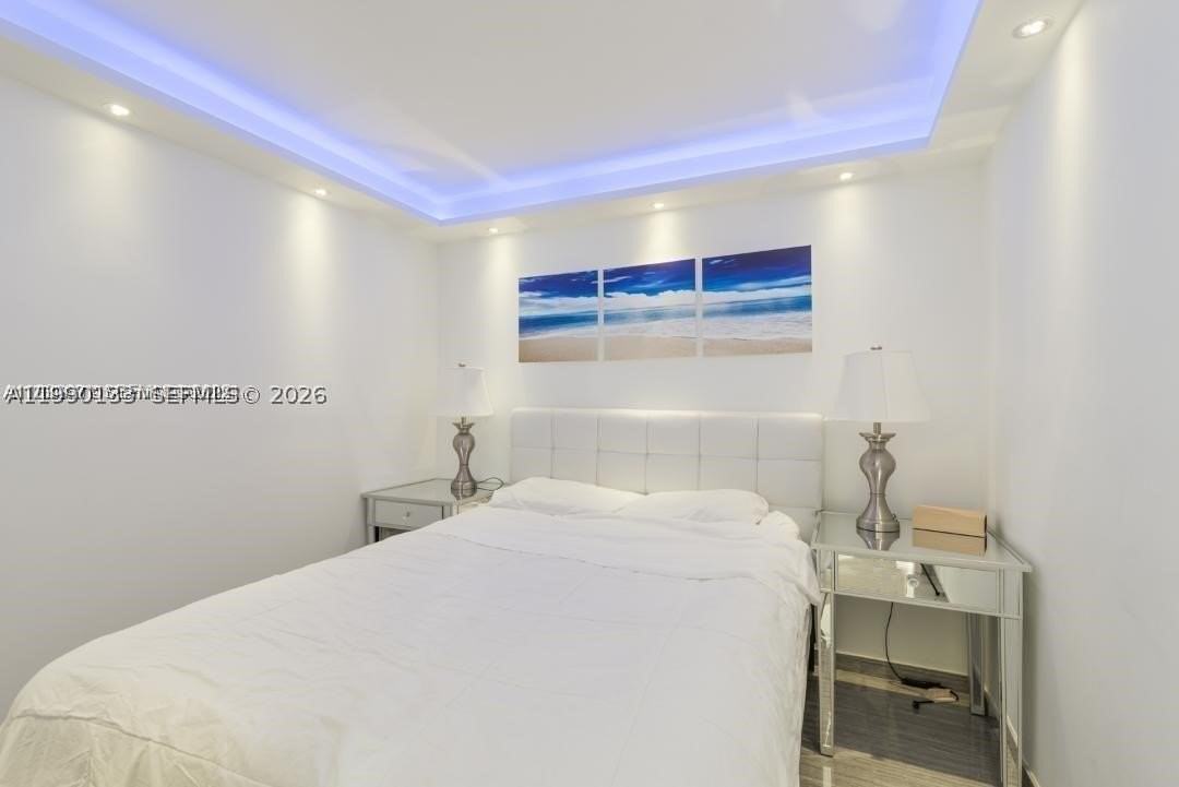 401 Ocean Dr #1124 - Photo 3 of 6