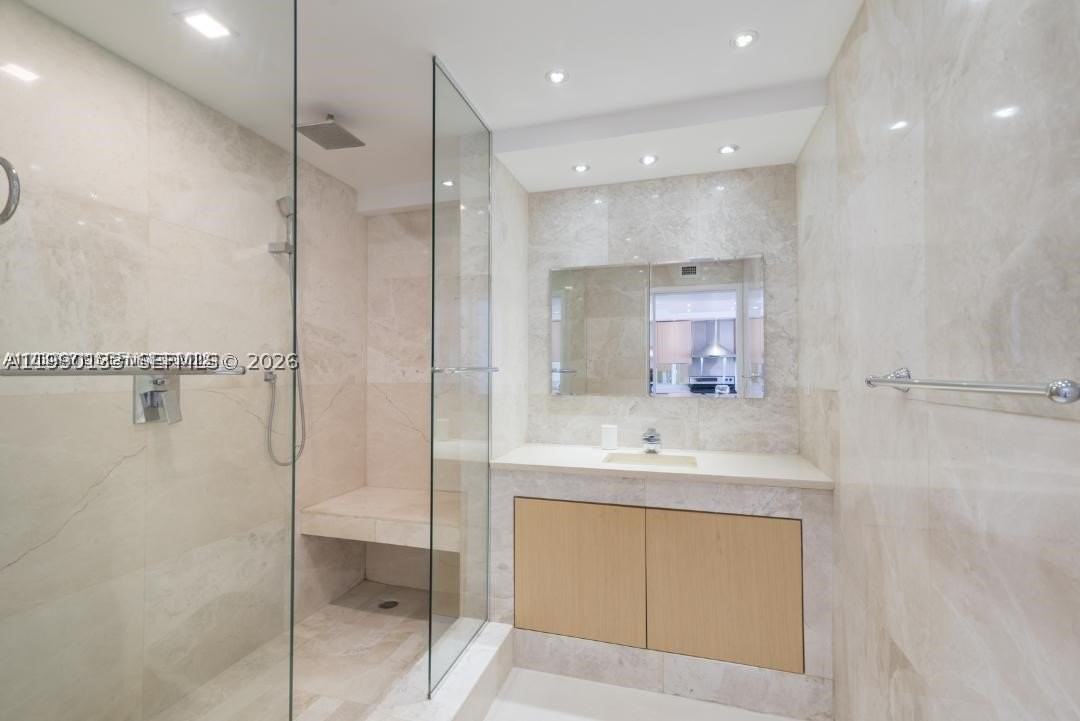 401 Ocean Dr #1124 - Photo 4 of 6