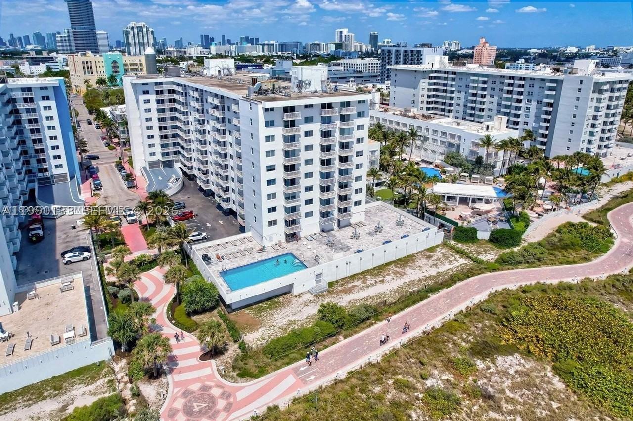 401 Ocean Dr #1124 - Photo 6 of 6