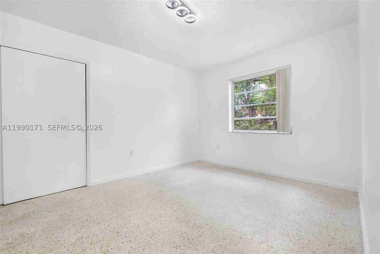 2661 Sw 11th St #8 - Photo 5 of 9