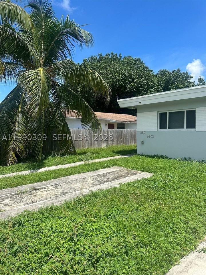 6801 Nw 2nd Ct #6803