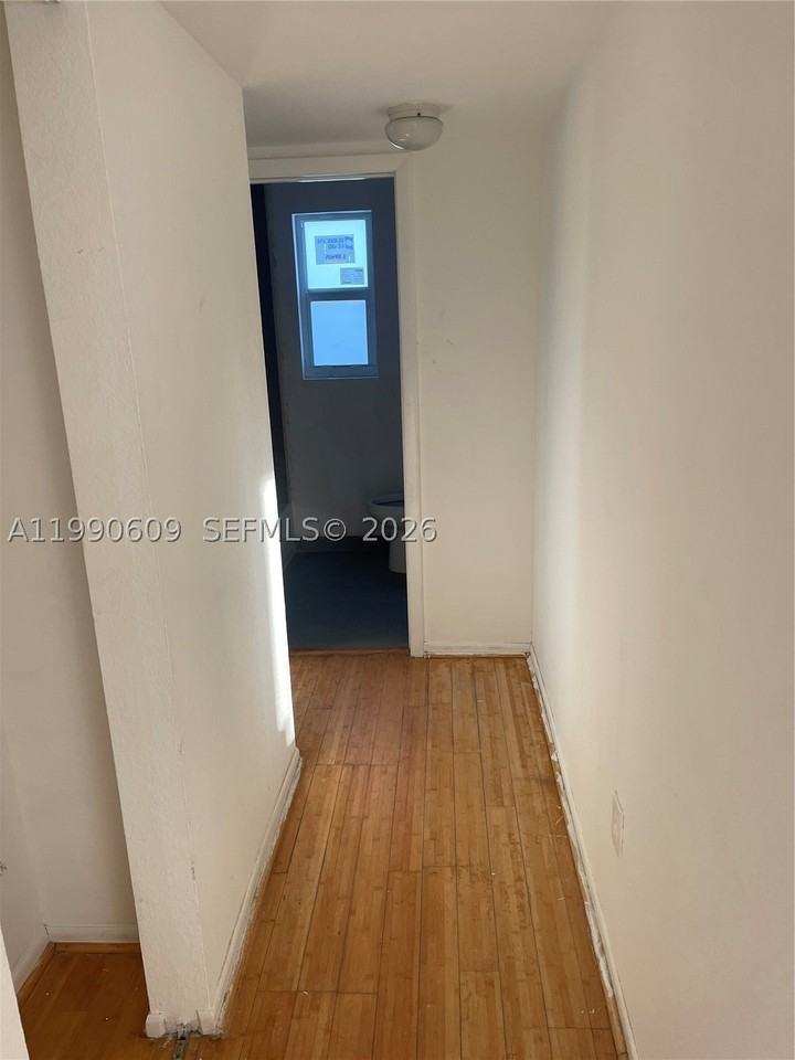 8301 Nw 4th Ave #8301C - Photo 7 of 9