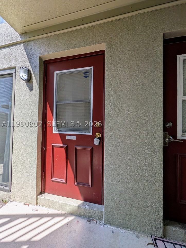 11394 Royal Palm Blvd #11394 - Photo 6 of 39