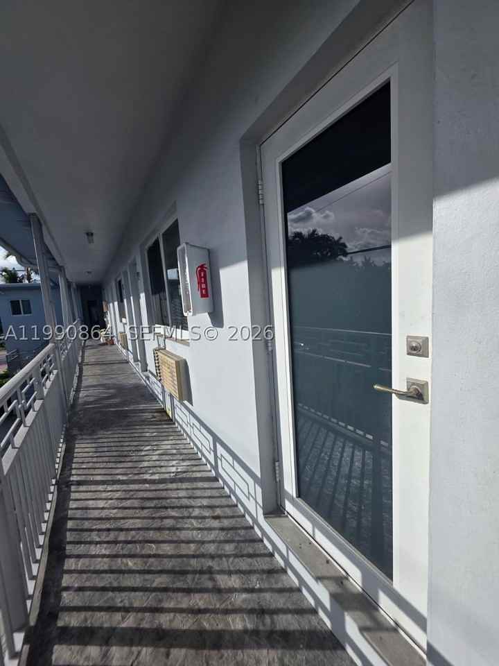 7155 Rue Notre Dame #9 - Photo 3 of 14