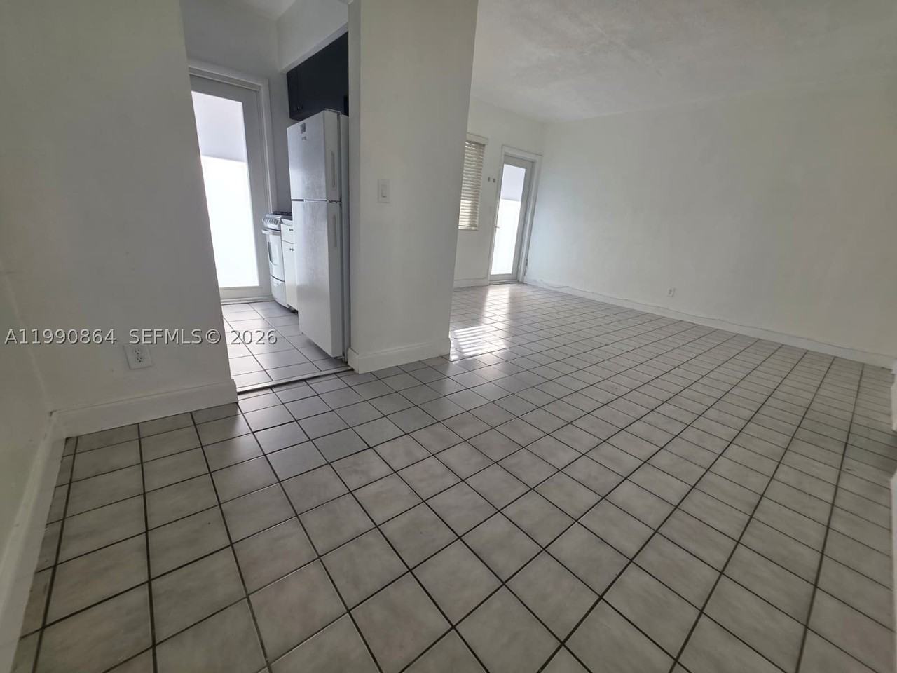 7155 Rue Notre Dame #9 - Photo 6 of 14