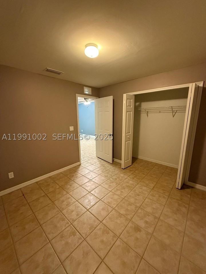 4412 26th St Sw #0 - Photo 3 of 7