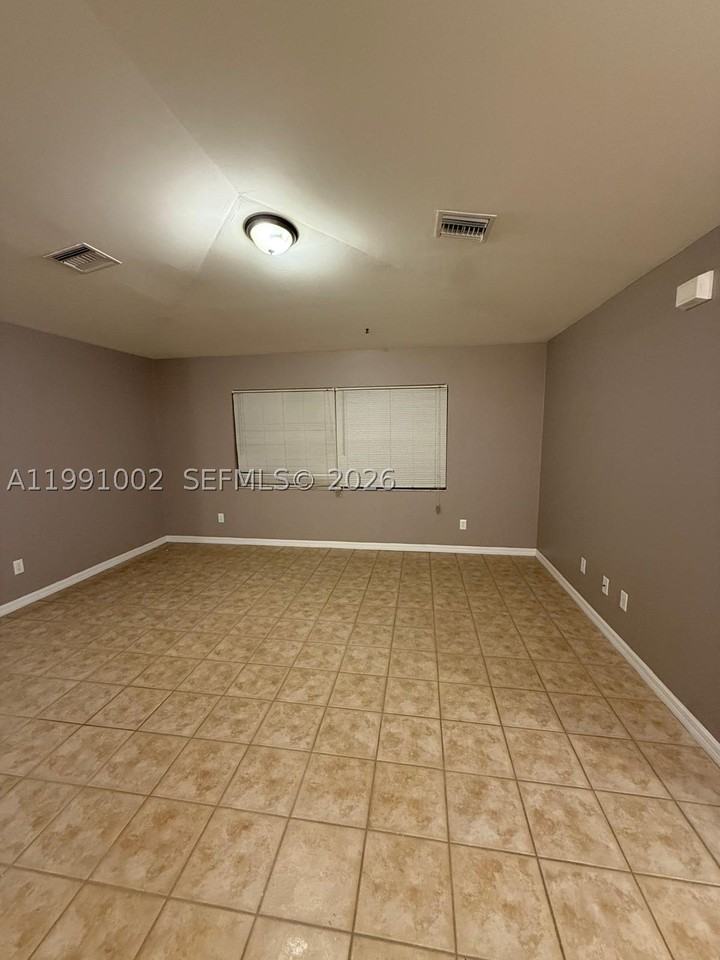 4412 26th St Sw #0 - Photo 6 of 7