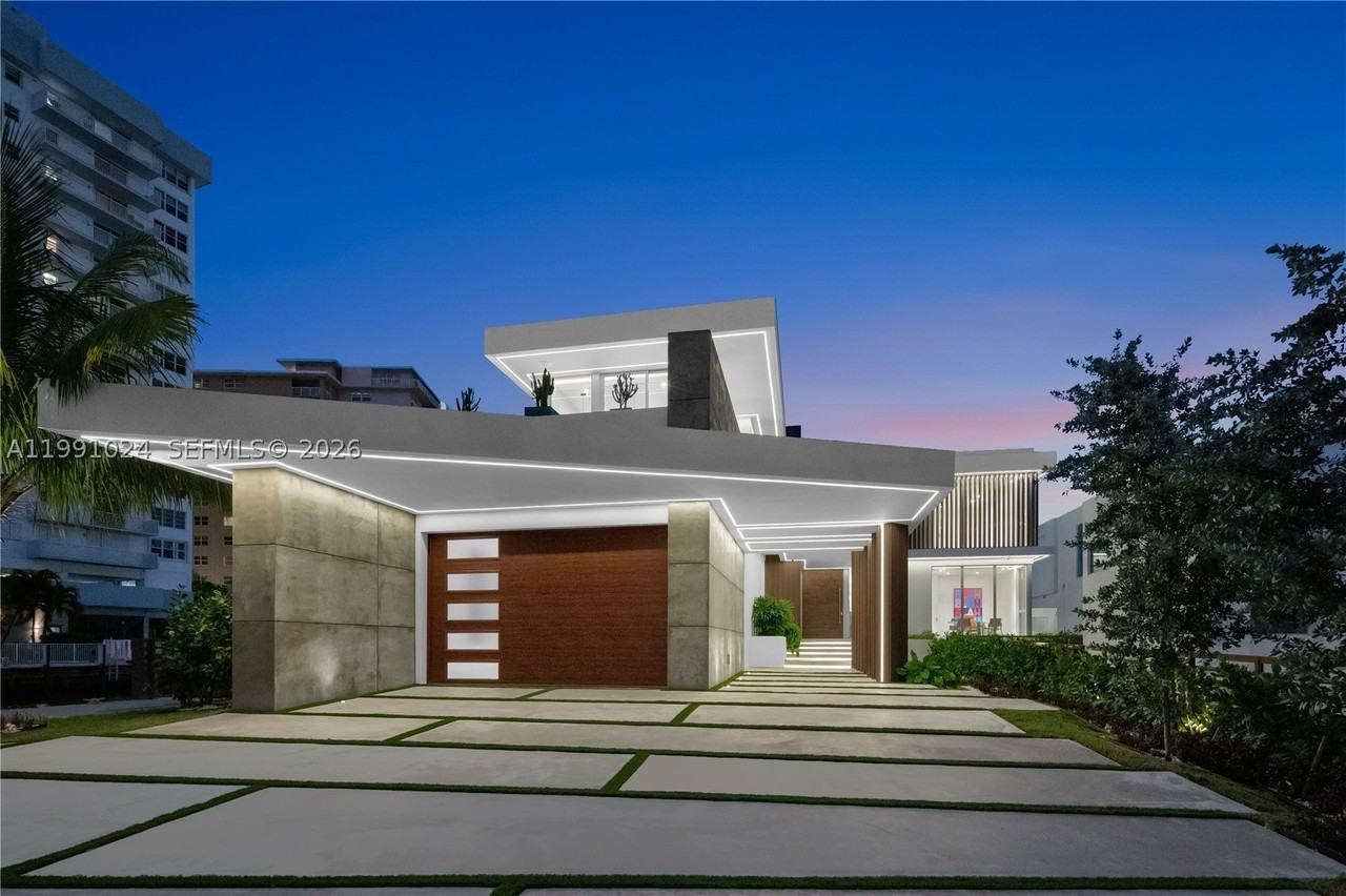 501 Palm Dr - Photo 6 of 50
