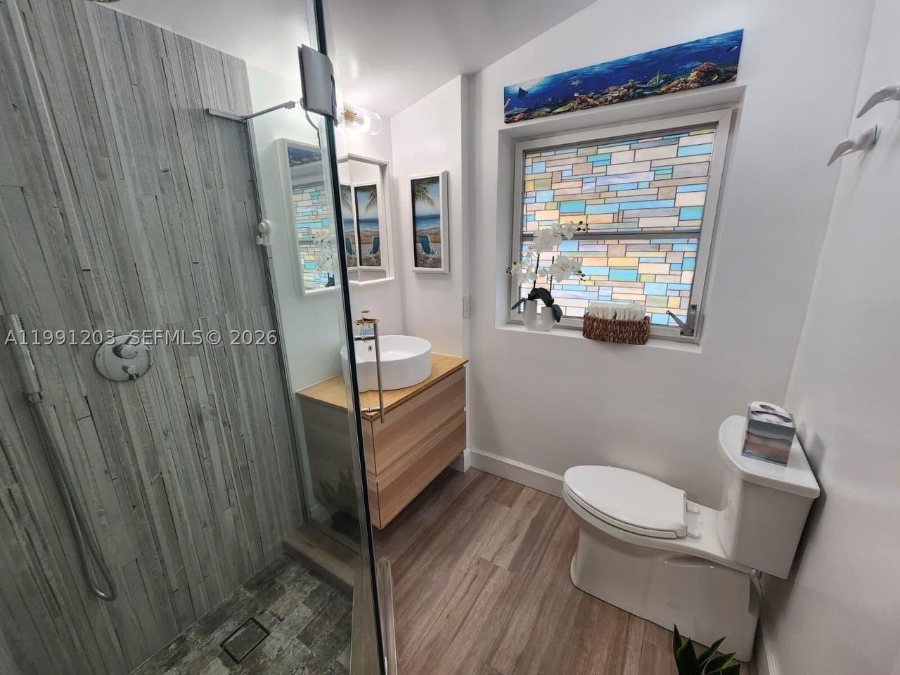 831 Plover Ave - Photo 4 of 18