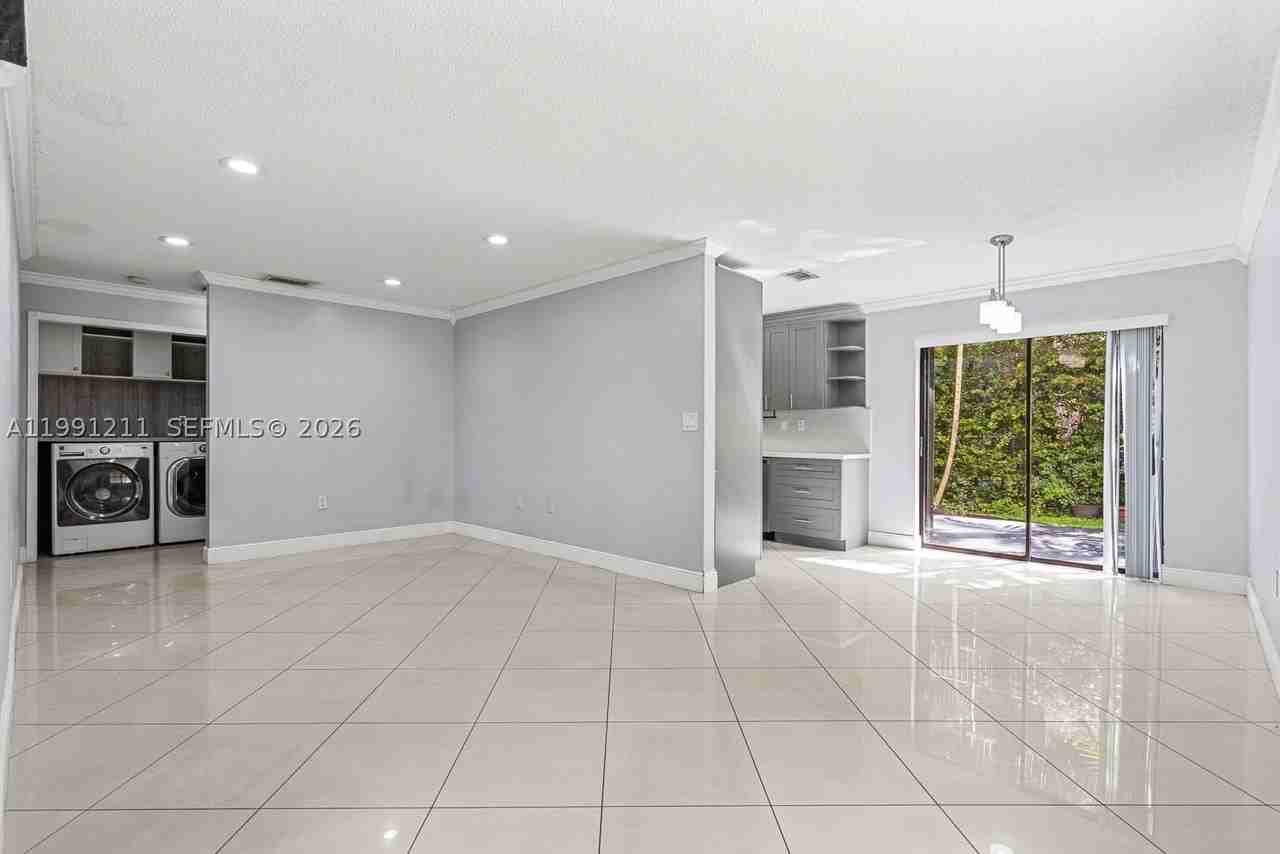 6854 Nw 173rd Dr #210 - Photo 5 of 40