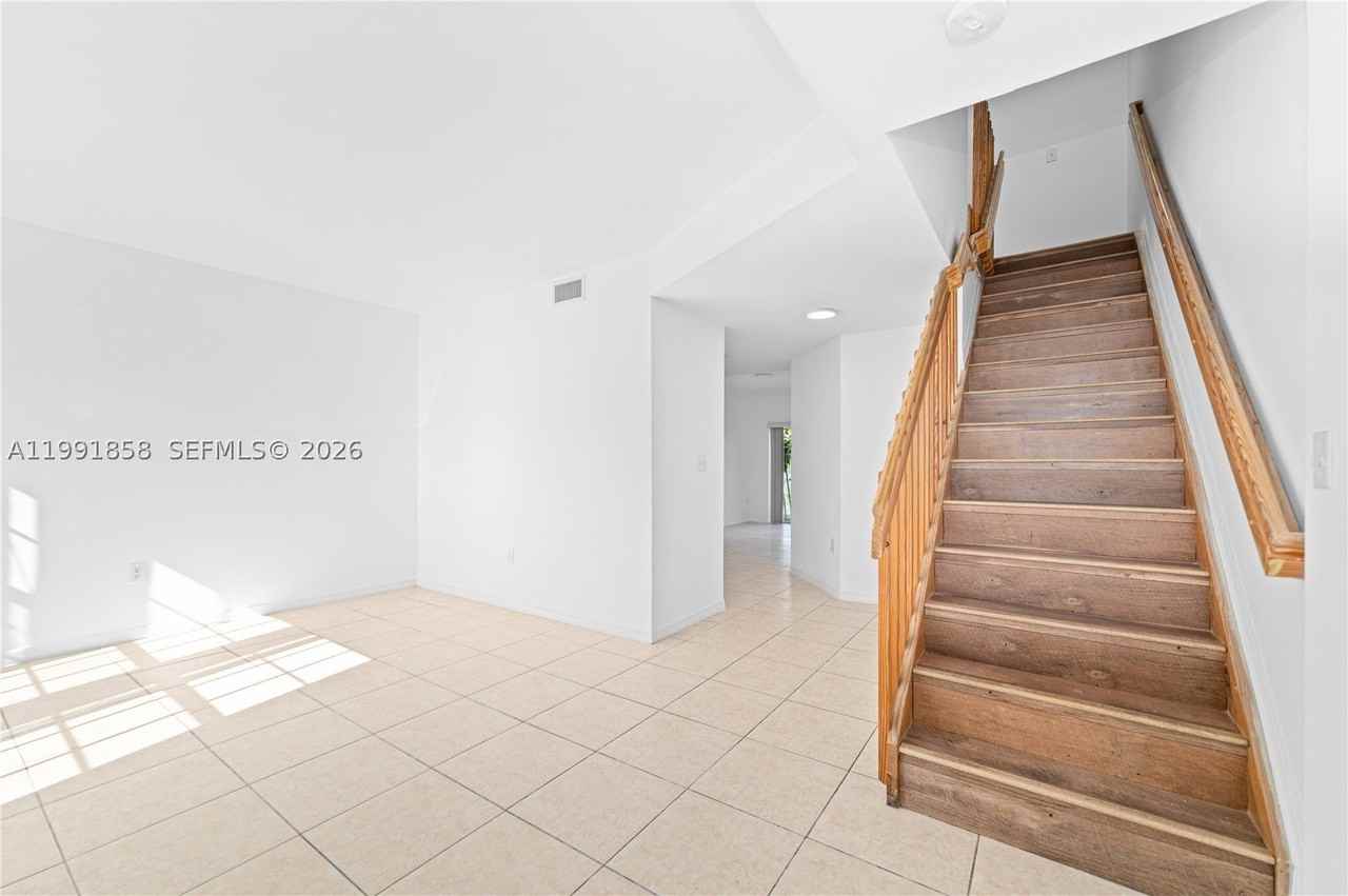 365 Nw 109th Ave #701 - Photo 2 of 21