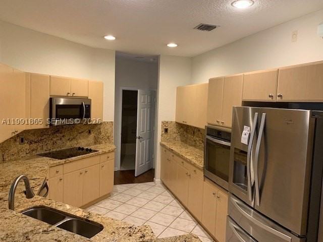 2800 Kinsington Cir - Photo 7 of 22