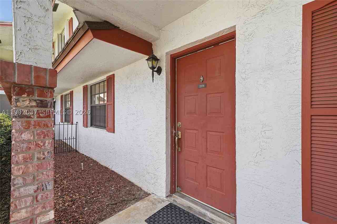 2376 Nw 89th Dr #2376 - Photo 4 of 30