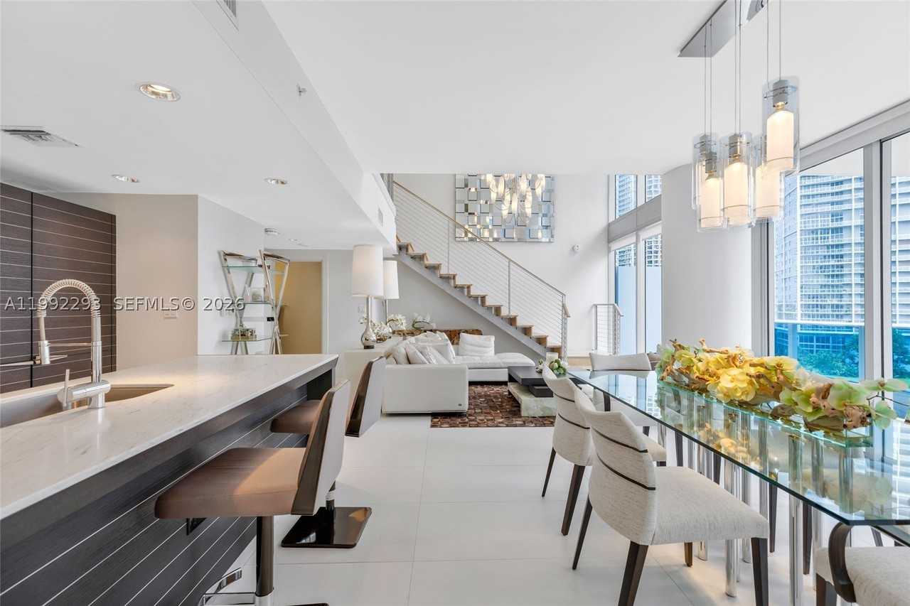 200 Biscayne Boulevard Way #504 - Photo 6 of 31