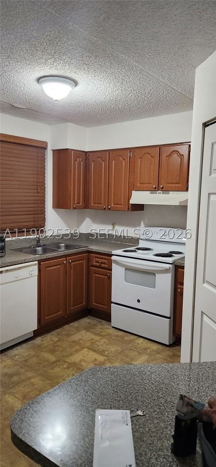 6155 Nw 186th St #207 - Photo 6 of 16