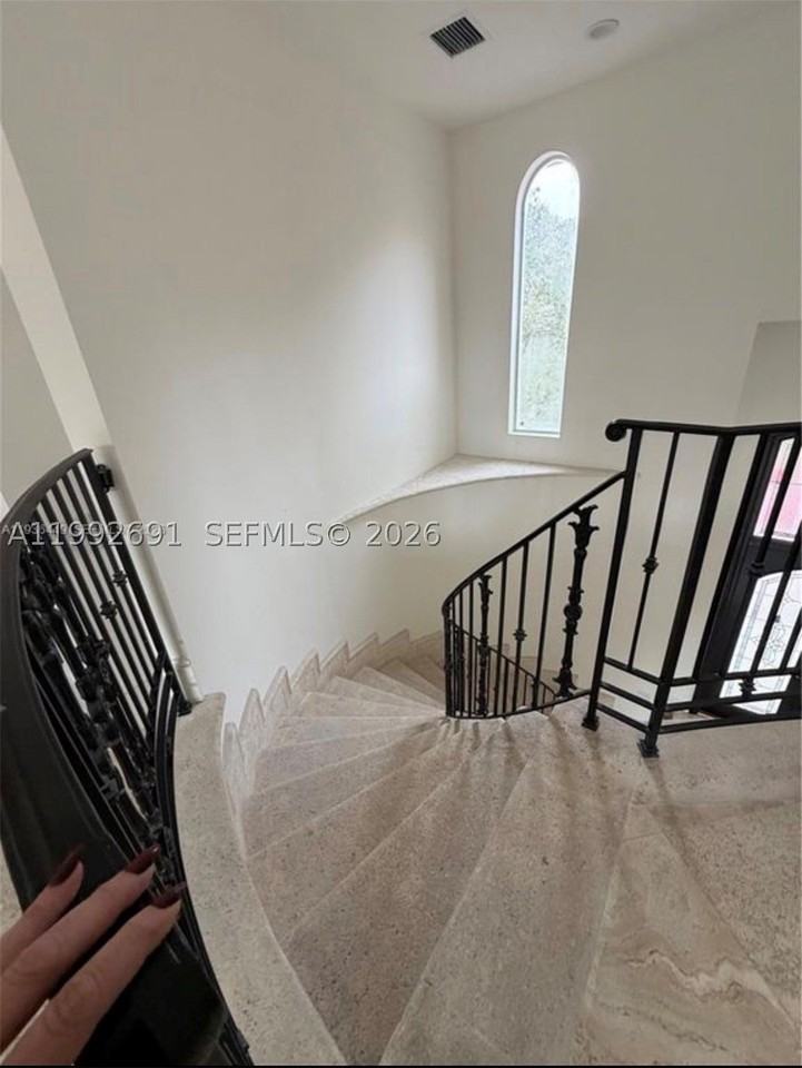 673 Destacada Ave #0 - Photo 6 of 9
