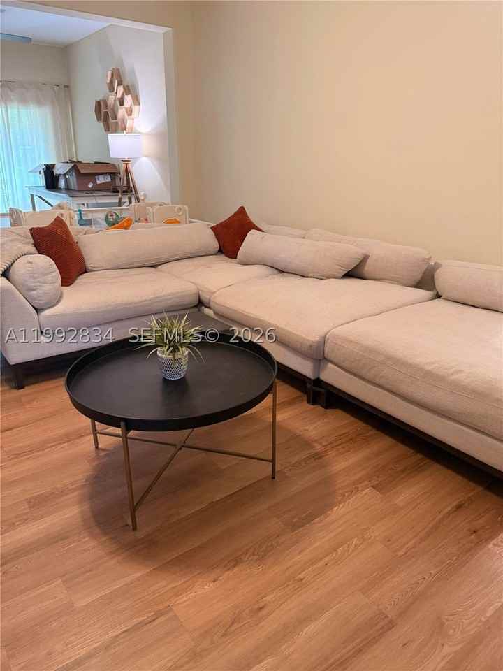 3154 3154 RODRICK CIR #0 - Photo 6 of 21