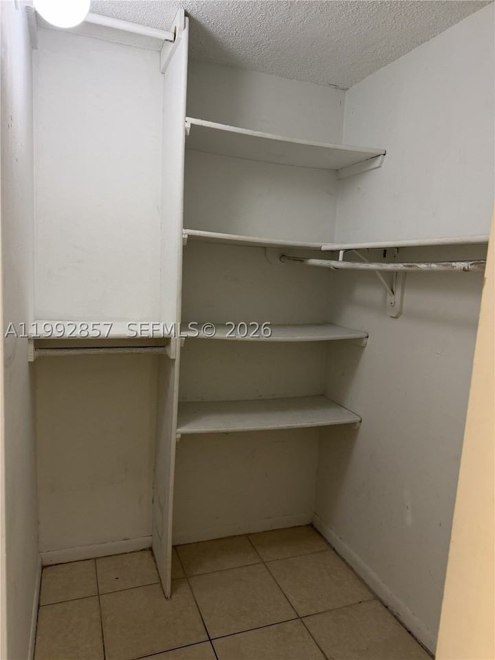 7010 Nw 186th St #5-121A - Photo 3 of 8