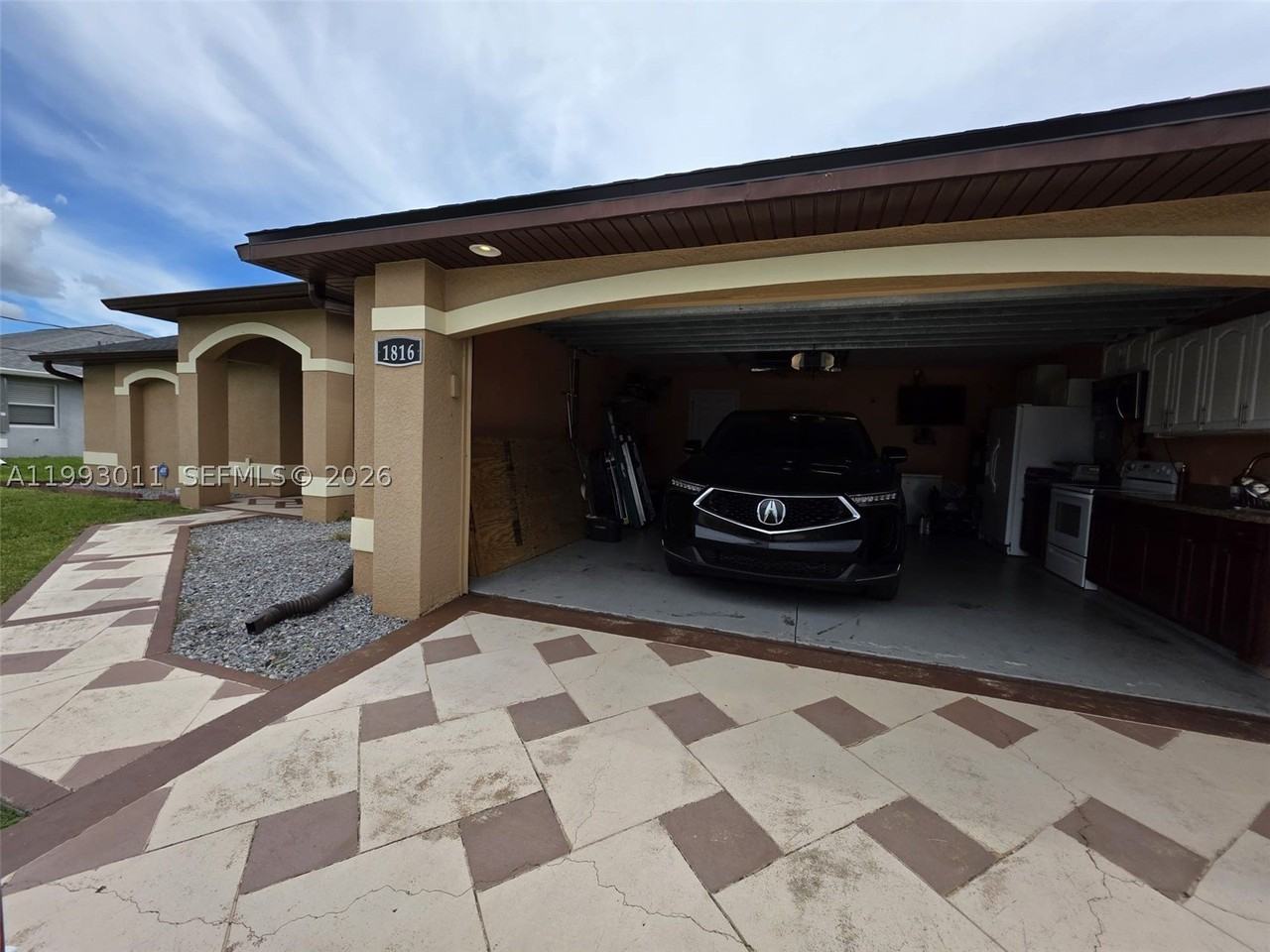 1816 Tomaso Ave - Photo 4 of 50