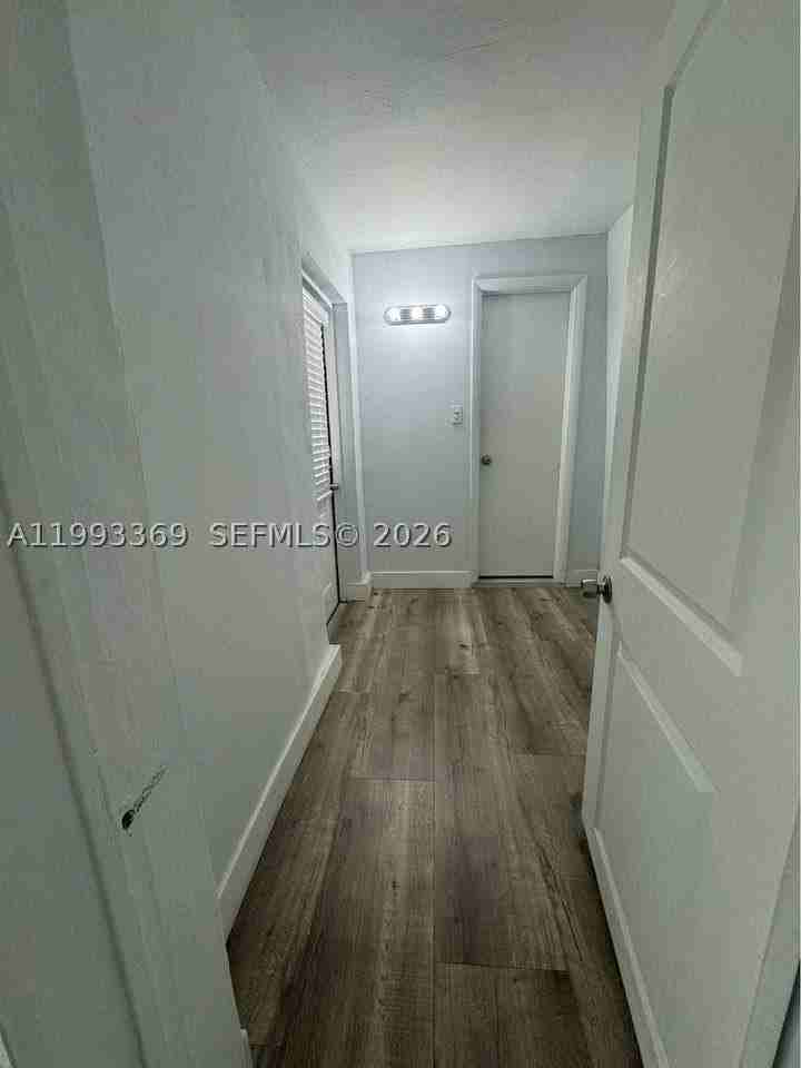 7620 Sw 21st St #2 - Photo 4 of 5
