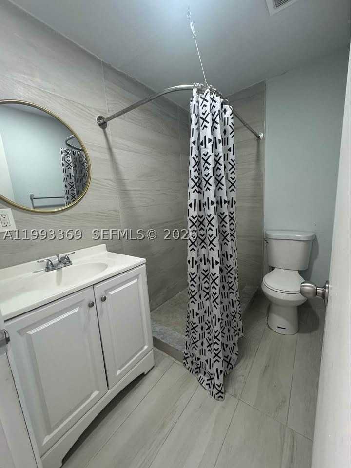 7620 Sw 21st St #2 - Photo 5 of 5