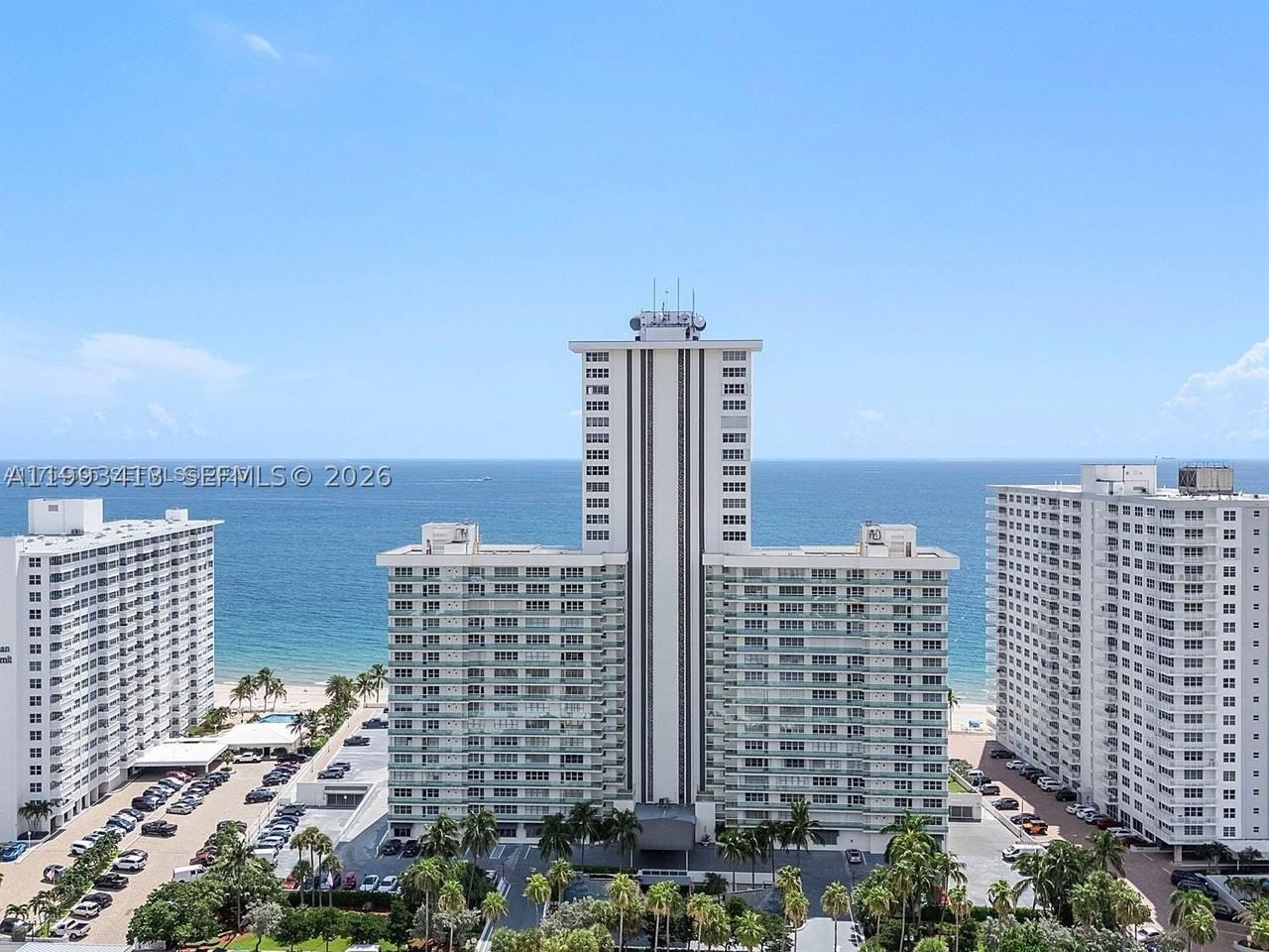 3900 Galt Ocean Dr #111