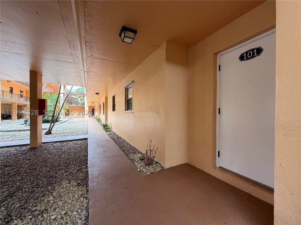 400 Commodore Dr #101 - Photo 3 of 44