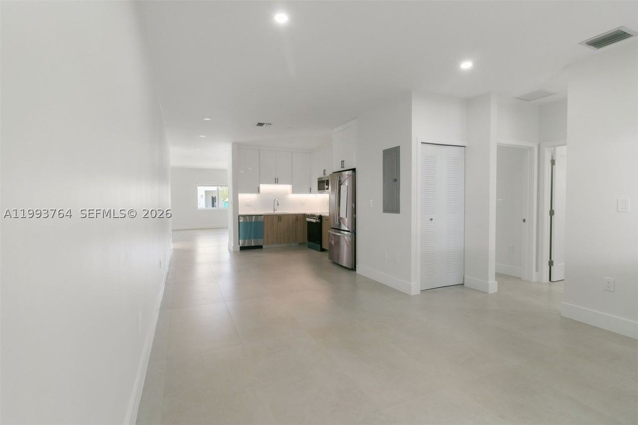 4732 Sw 87th Ct #4732 - Photo 5 of 21