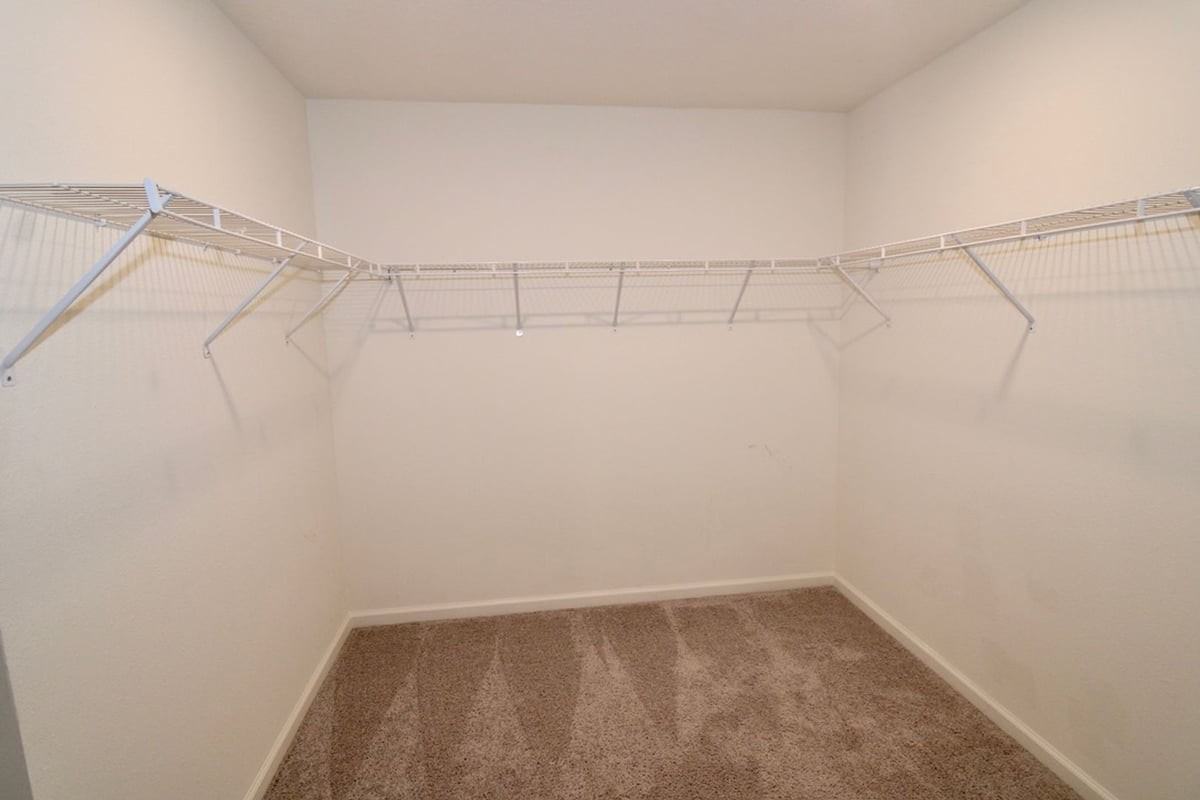 205 Landing Blvd - Photo 4 of 20