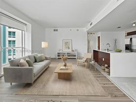 1900 N Bayshore Dr #3811 - Photo 1 of 1
