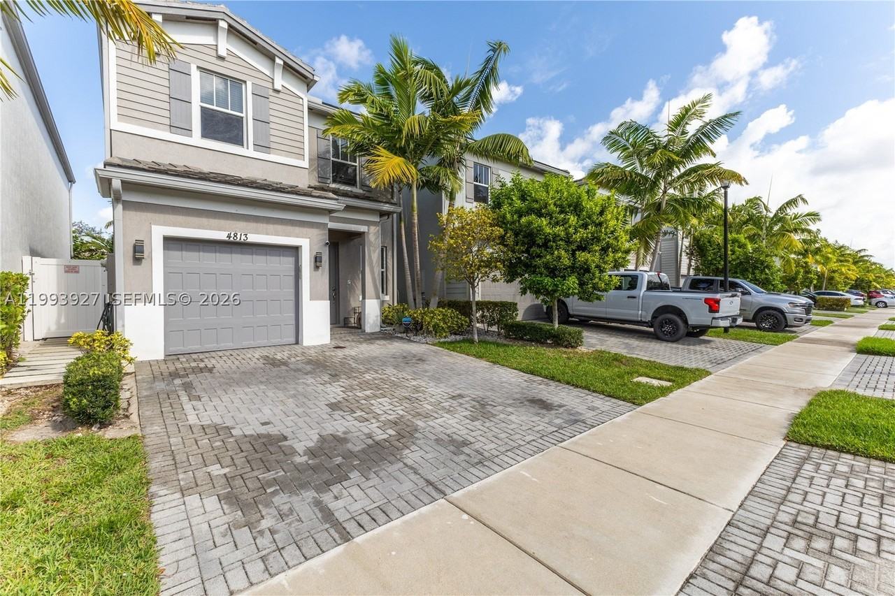 4813 Nw 48th Ter #0 - Photo 4 of 36