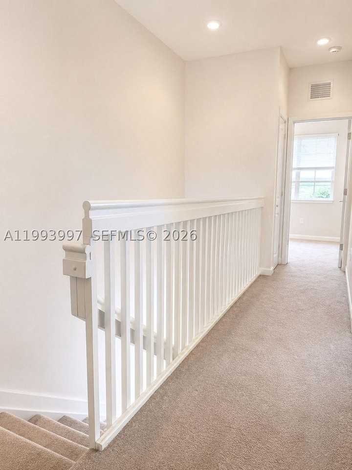 12773 Sw 234th Ter - Photo 5 of 9
