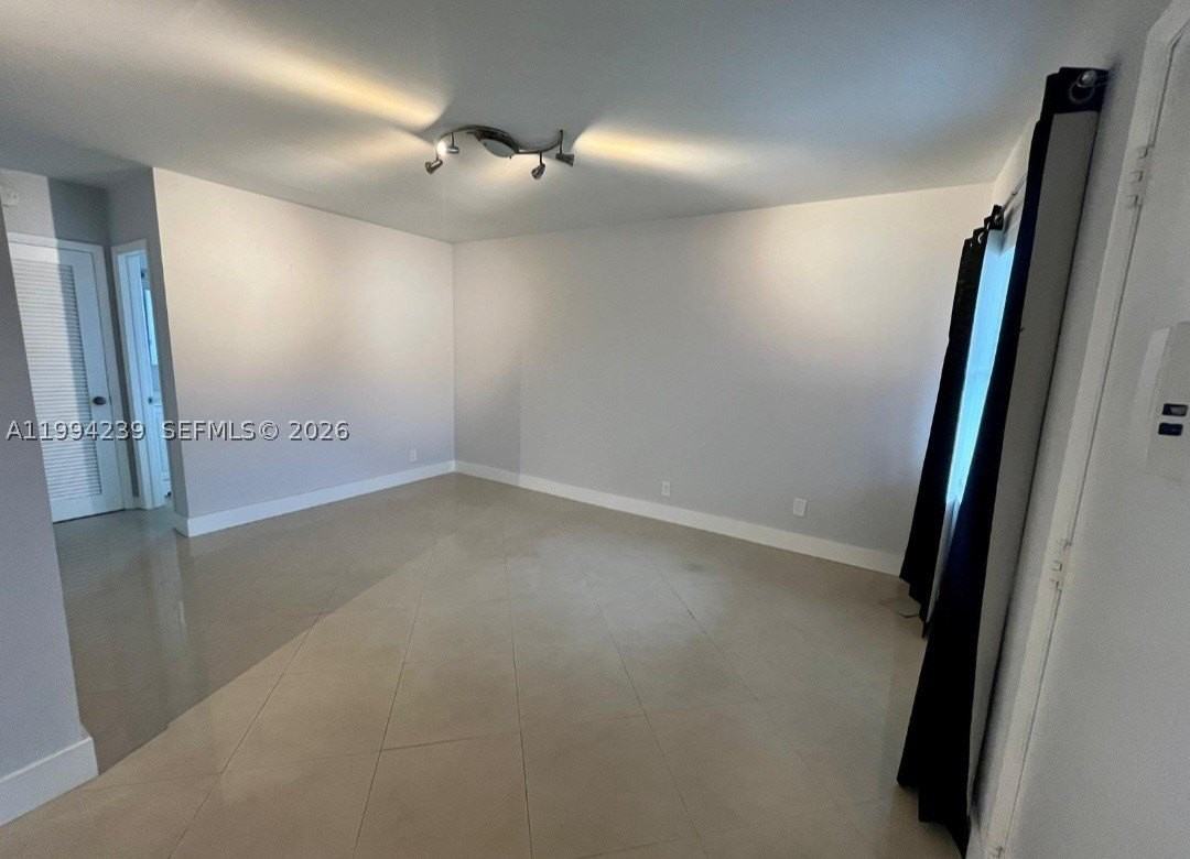 1824 Monroe St #14 - Photo 2 of 16