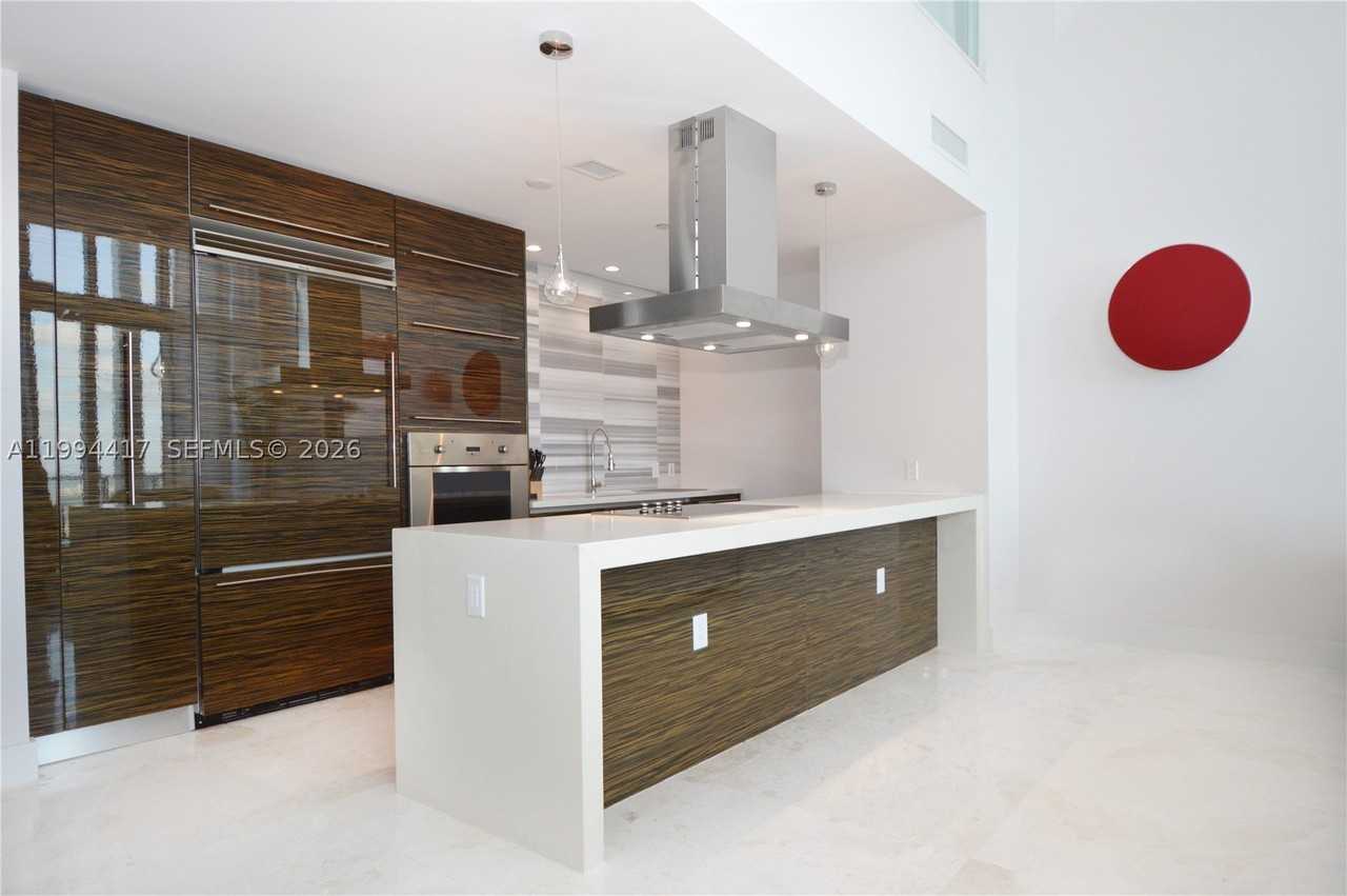 1100 Biscayne Blvd #6104 - Photo 7 of 37