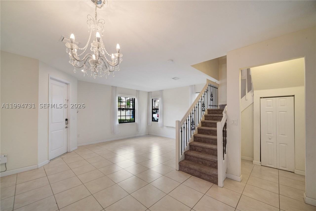 11508 Sw 248th Ln #11508 - Photo 6 of 44