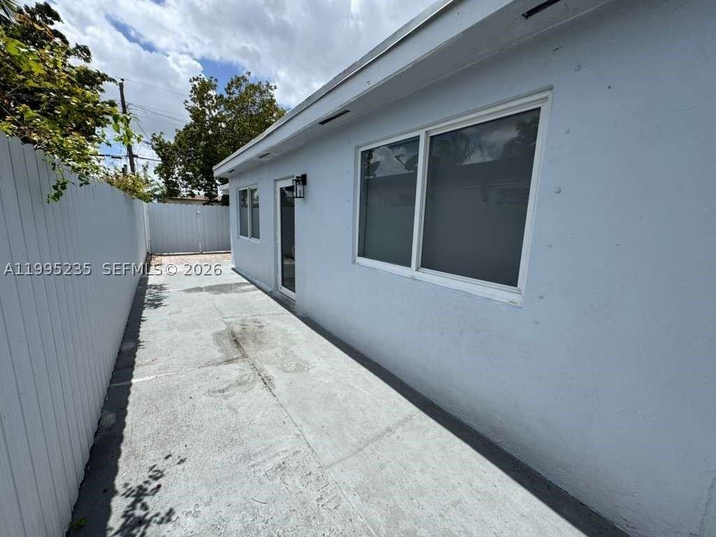 230 E 56th St #A - Photo 3 of 25