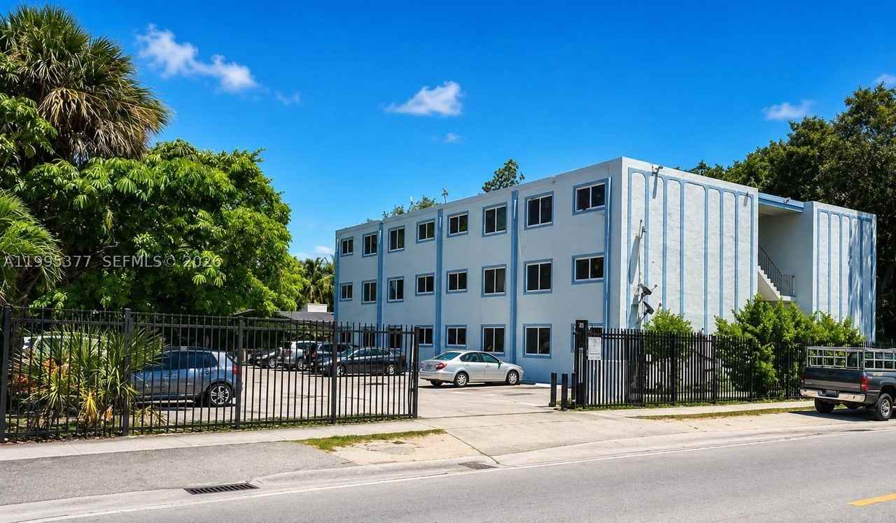 6445 Nw 2nd Ave #2