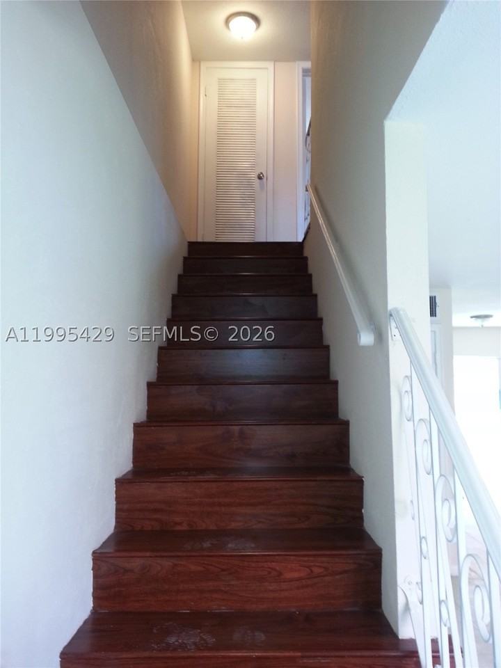 2604 Nw 52nd Ave #C15 - Photo 4 of 12