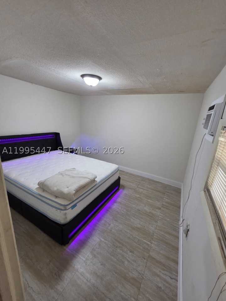 1420 Sw 129th Ct #1 - Photo 2 of 11